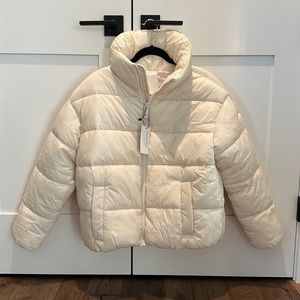 NOIZE Avalon Puffer from the Winter Jilly Box.